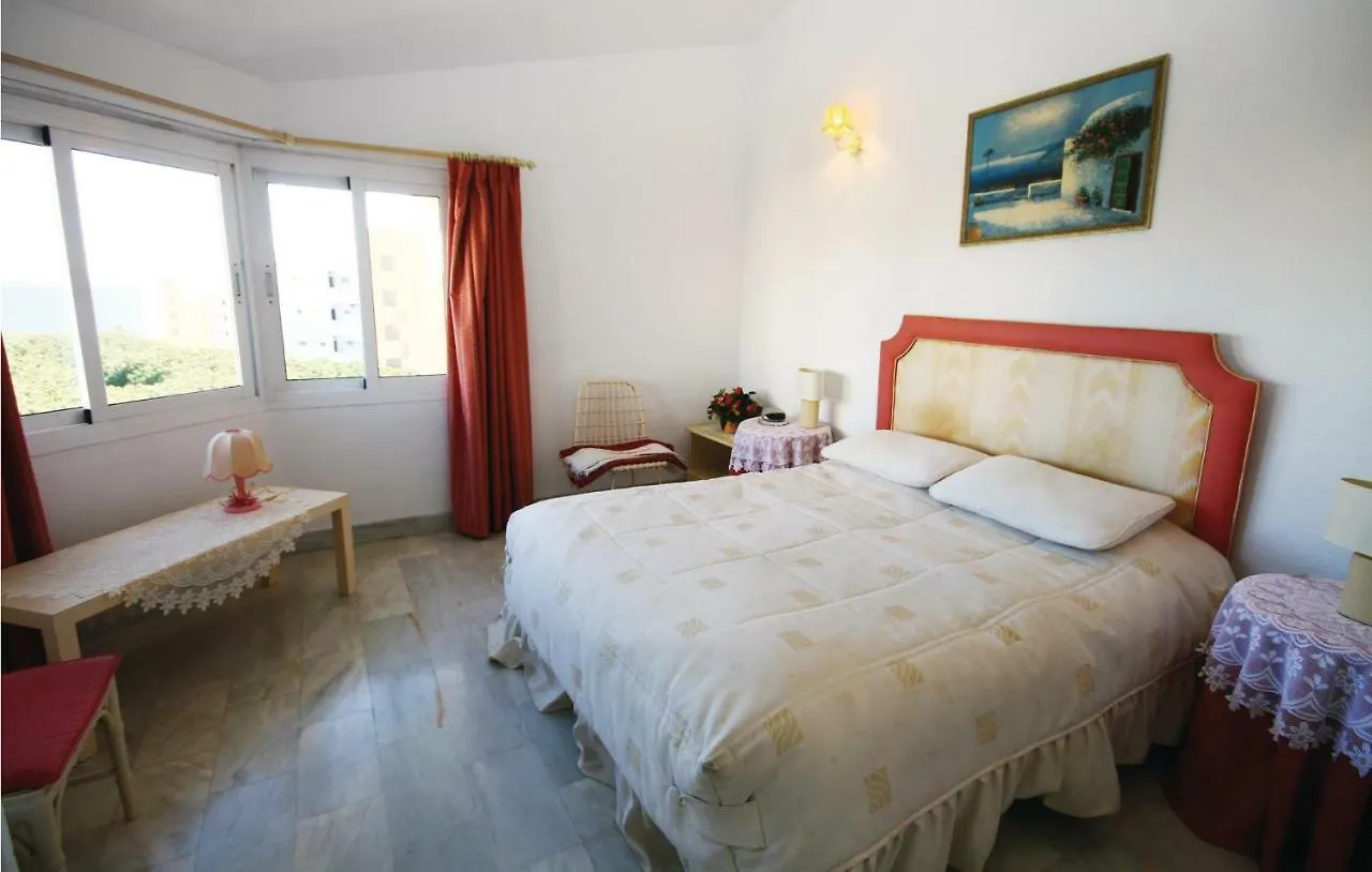 Cozy Apartment In Calahonda With Wifi
